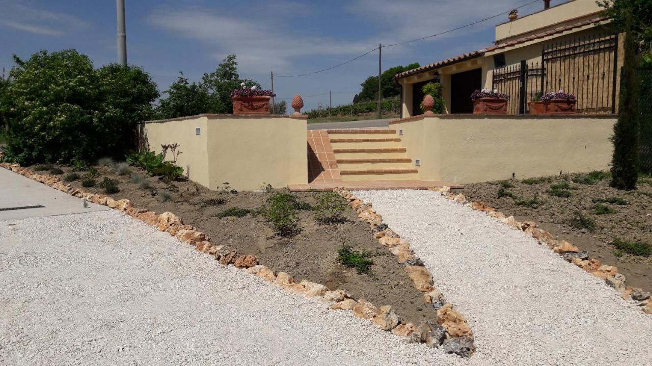 B&B Cum Grano Salis Castello delle Forme Exterior foto